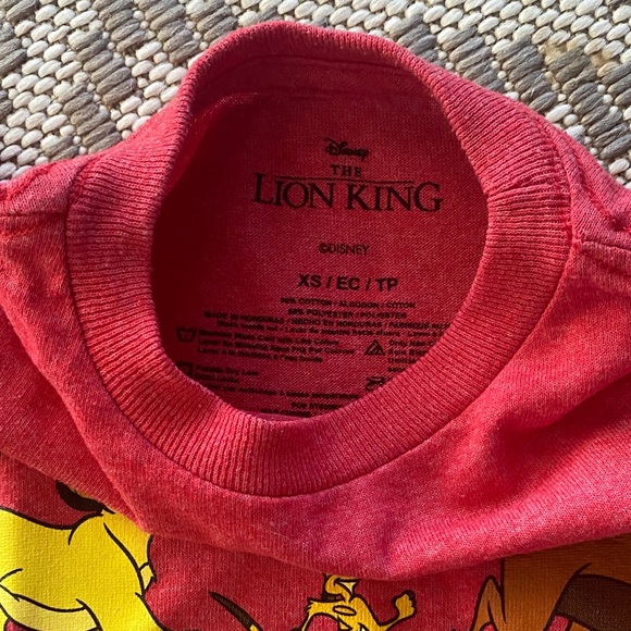 Disney Red Hakuna Matata Short Sleeve Tee - Picture 3 of 3